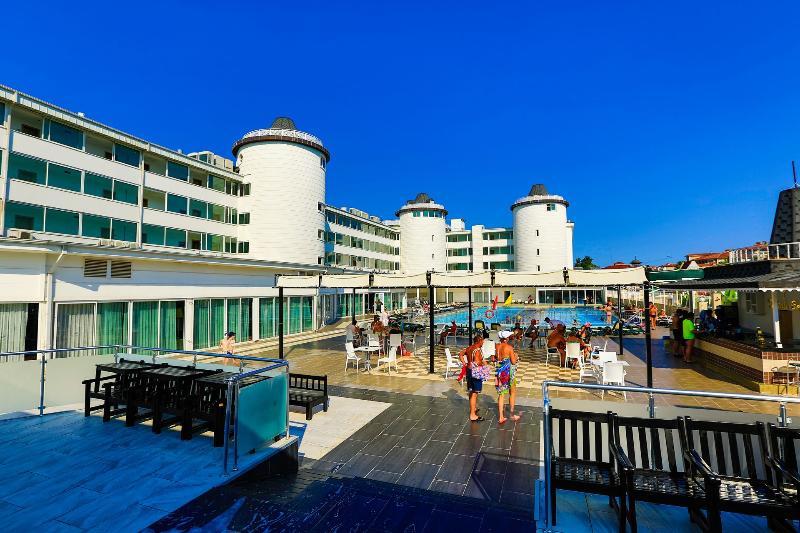 Royal Towers Hotel Kiris Eksteriør bilde